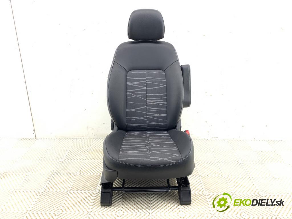 KIA VENGA liftback 2018 66 kW 1.4 CVVT 1396 Sedadlo pravy predný 