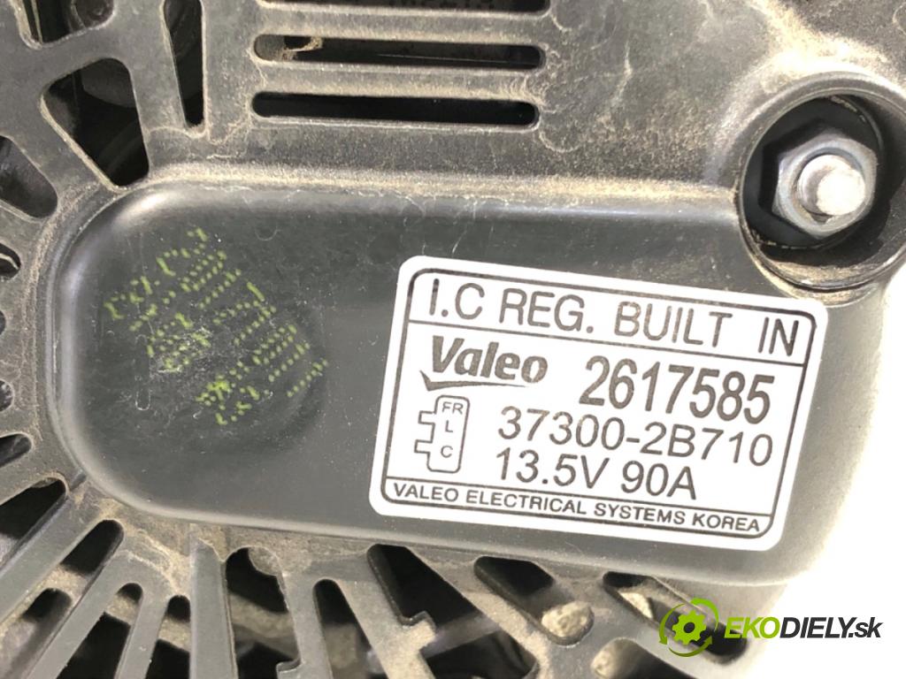 KIA VENGA liftback 2018 66 kW 1.4 CVVT 1396 Alternátor 37300-2B710 (Alternátor)