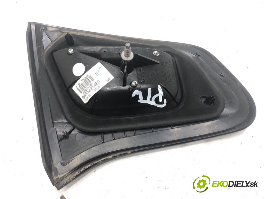 CITROEN C3 II liftback 2012 54 kW 1.4 1360 světlo zadní část pravá vnitřní 9685225480 (Klika dveří ostatní)