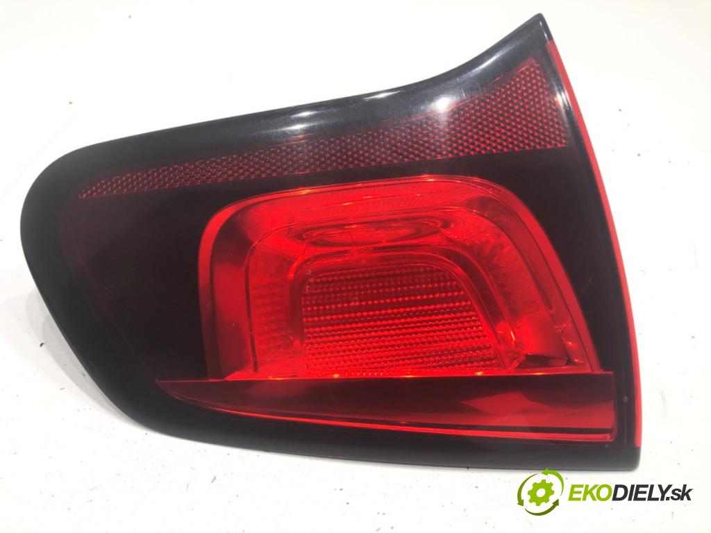 CITROEN C3 II liftback 2012 54 kW 1.4 1360 světlo zadní část levá strana vnitřní 9685225580 (Klika dveří ostatní)