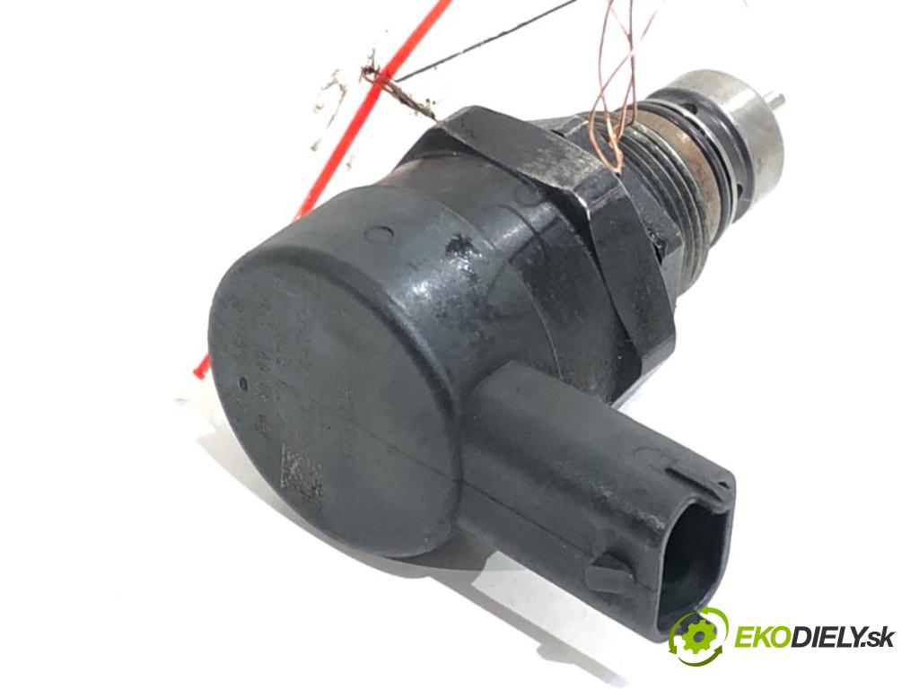 OPEL ASTRA H liftback 2005 110 kW 1.9 CDTI (L48) 1910 Regulátor tlaku paliva 0281002507 (Palivový systém ostatní)