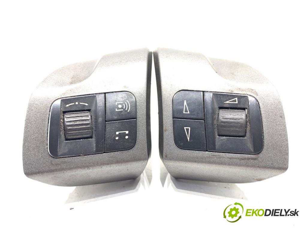 OPEL ASTRA H liftback 2005 110 kW 1.9 CDTI (L48) 1910 SPÍNAČE: volantu 13126750