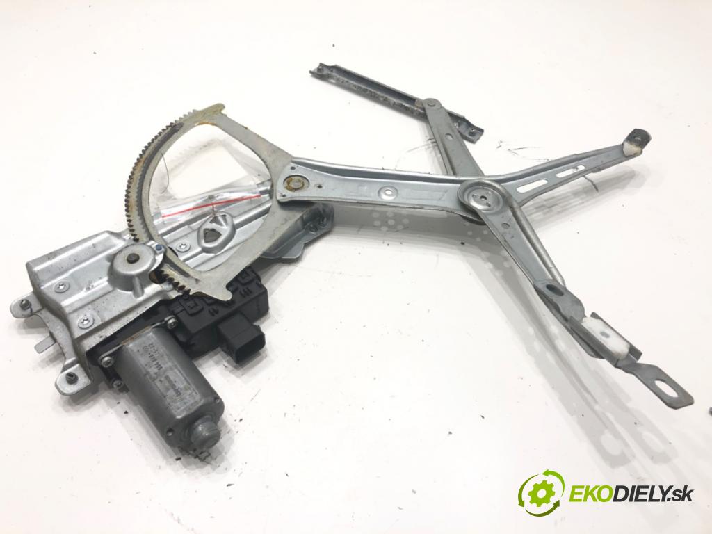 OPEL ASTRA H liftback 2005 110 kW 1.9 CDTI (L48) 1910 mechanismus okna levý přední část 13100417