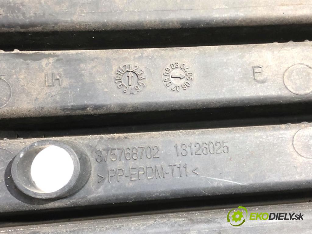 OPEL ASTRA H liftback 2005 110 kW 1.9 CDTI (L48) 1910 mří nárazníka přední část 24460271 13126025