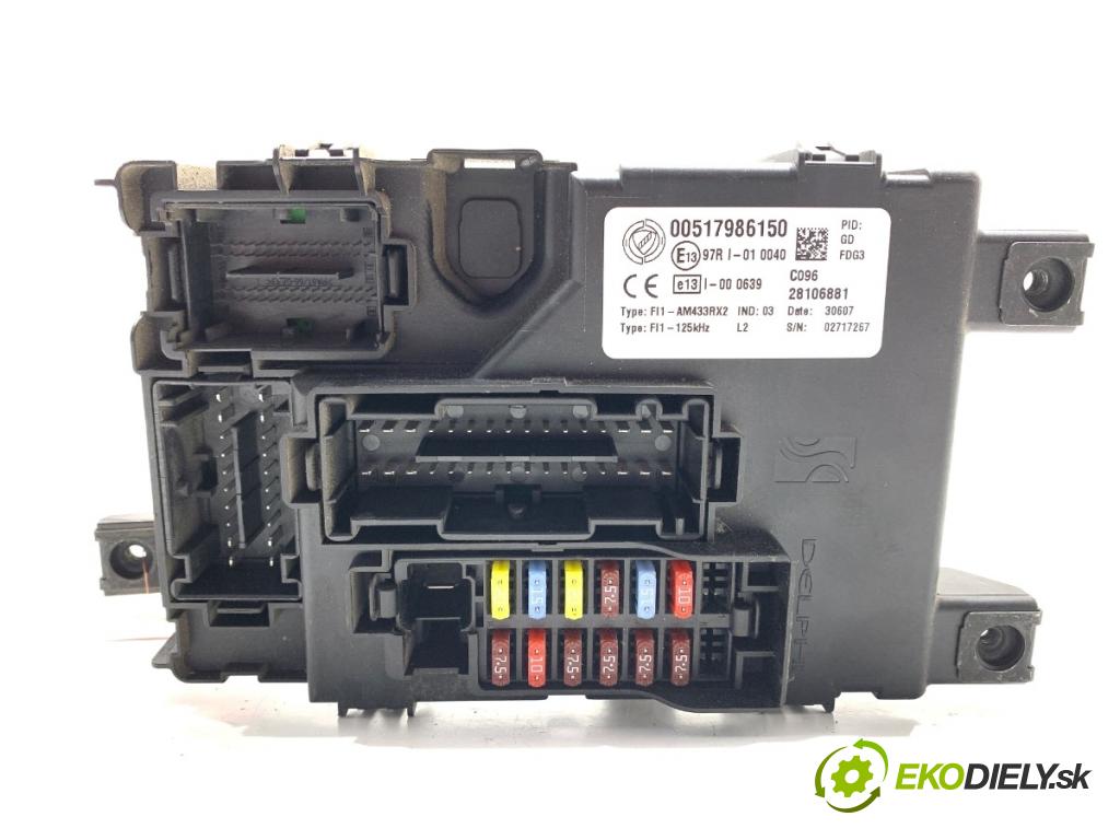 FIAT GRANDE PUNTO liftback 2008 57 kW 1.4 (199AXB11, 199AXB1A, 199BXB1A, 199AXL1A) 1368 modul BSI 00517986150 (Pojistková skříňka)