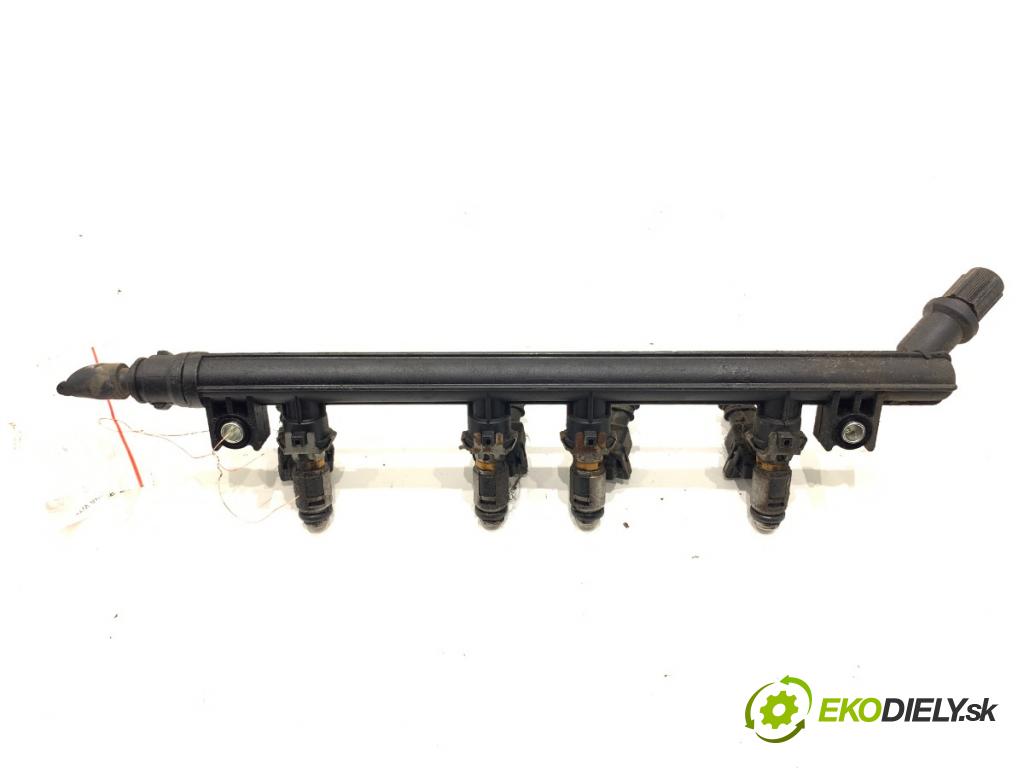 FIAT GRANDE PUNTO liftback 2008 57 kW 1.4 (199AXB11, 199AXB1A, 199BXB1A, 199AXL1A) 1368 Lišta vstrekovacia CB261 (Vstrekovacia lišta)