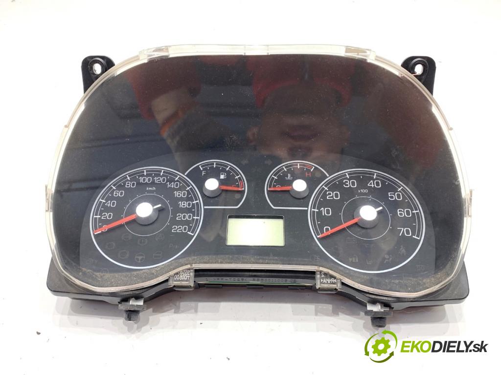 FIAT GRANDE PUNTO liftback 2008 57 kW 1.4 (199AXB11, 199AXB1A, 199BXB1A, 199AXL1A) 1368 Prístrojovka 5550011005 (Prístrojová doska)