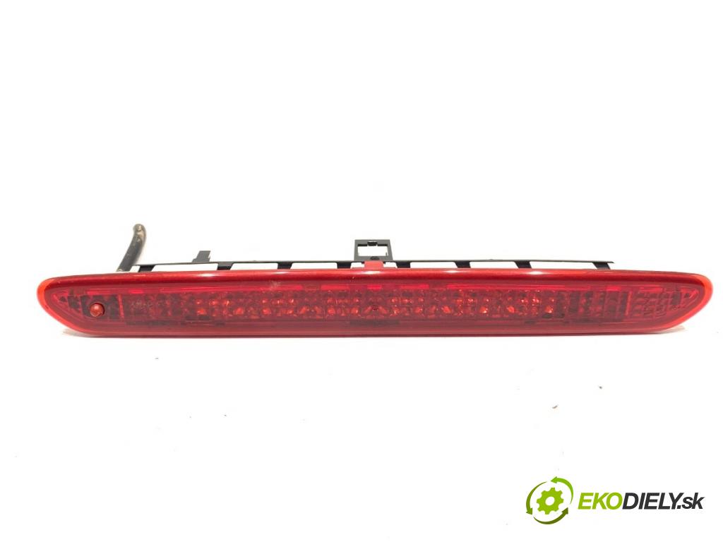 FIAT GRANDE PUNTO liftback 2008 57 kW 1.4 (199AXB11, 199AXB1A, 199BXB1A, 199AXL1A) 1368 světlo brzdových světel 