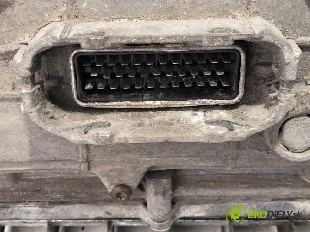 VOLVO FH Ciągnik siodłowy 2012 338 kW 460 338 kW [460 KM] olej napędowy 2005 - 2022 12800 pumpa SCR: