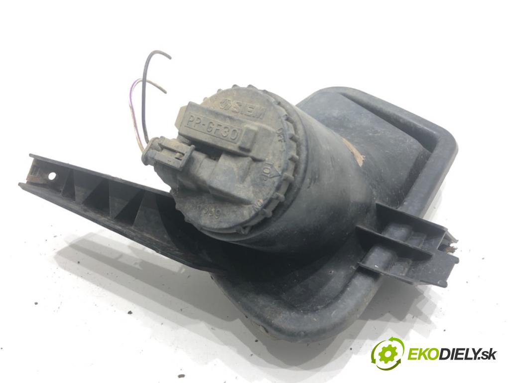 FIAT GRANDE PUNTO liftback 2008 57 kW 1.4 (199AXB11, 199AXB1A, 199BXB1A, 199AXL1A) 1368 Hmlové svetlo, hmlovka pravy predný
