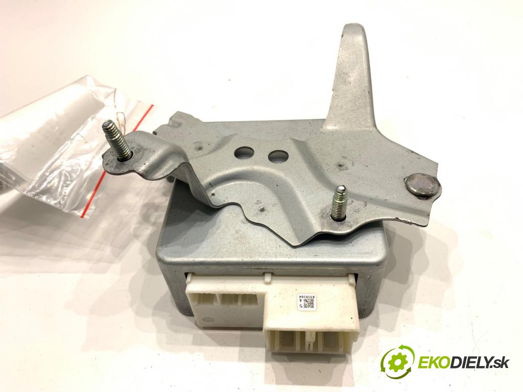 TOYOTA YARIS II liftback 2007 64 kW 1.3 VVT-i (SCP90_) 1298 Modul servočerpadlo 89650-0D110 (Riadiaca jednotka ostatné)