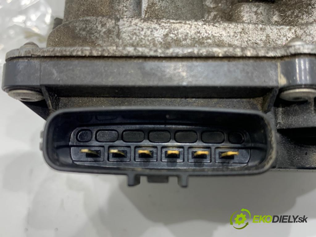 TOYOTA YARIS II liftback 2007 64 kW 1.3 VVT-i (SCP90_) 1298 Škrtiaca klapka 22030-23010 (Škrtiaca klapka)