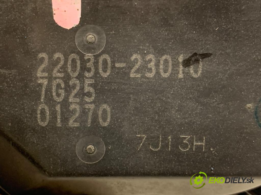TOYOTA YARIS II liftback 2007 64 kW 1.3 VVT-i (SCP90_) 1298 Škrtiaca klapka 22030-23010 (Škrtiaca klapka)