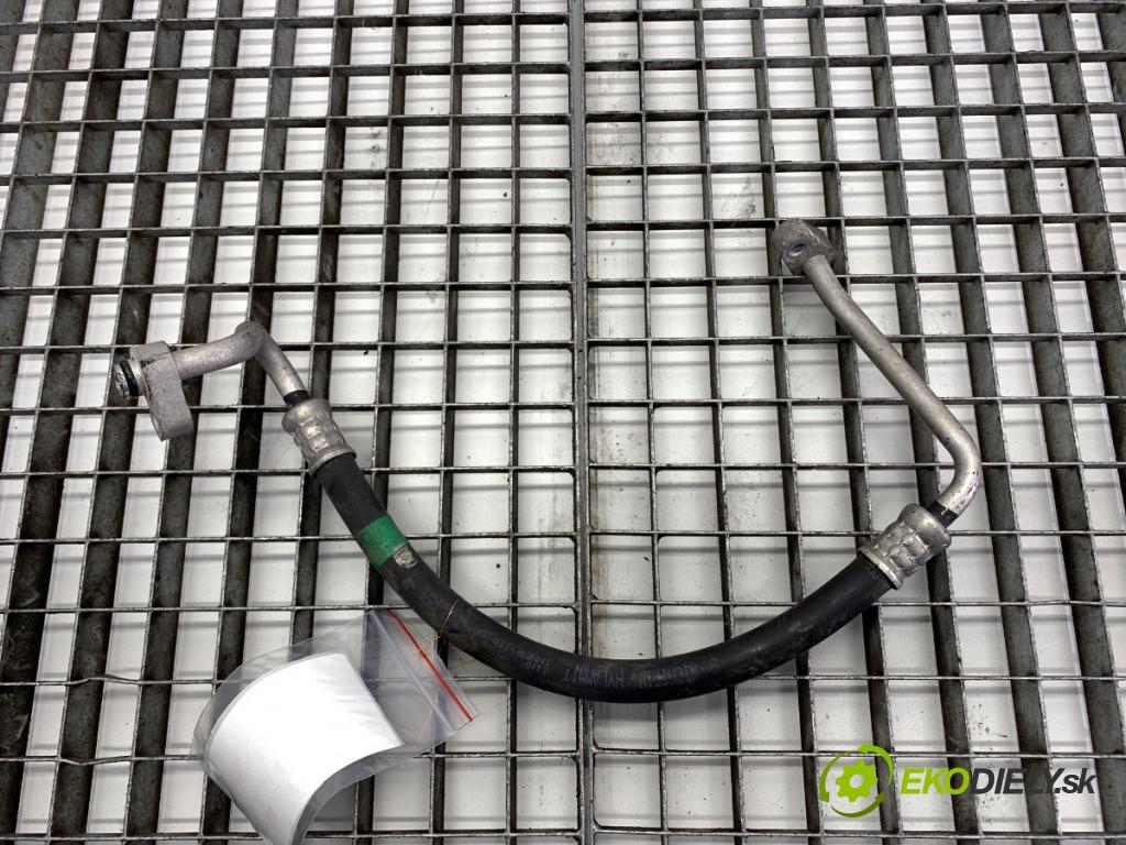 TOYOTA YARIS II liftback 2007 64 kW 1.3 VVT-i (SCP90_) 1298 rúrka klimatizácie  (Rúrka klimatizácie)