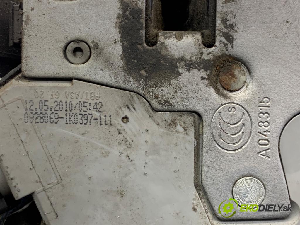 BMW E46 liftback 2004 85 kW 316 ti 1596 zámok dveře levý přední část