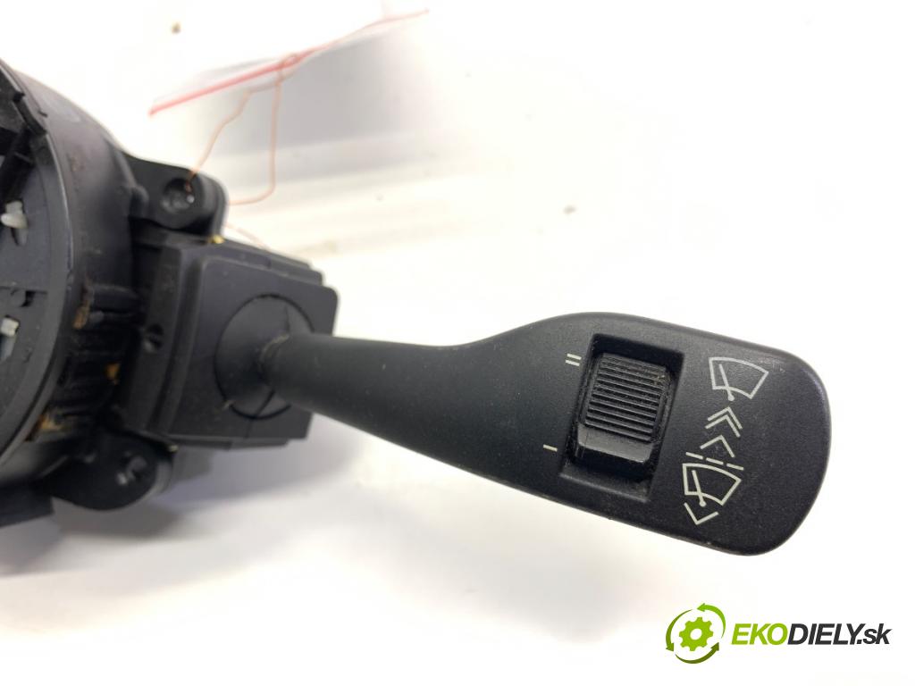 BMW E46 liftback 2004 85 kW 316 ti 1596 Prepínač kombinovaný 8377488.9 (Prepínacie páčky pod volantom)