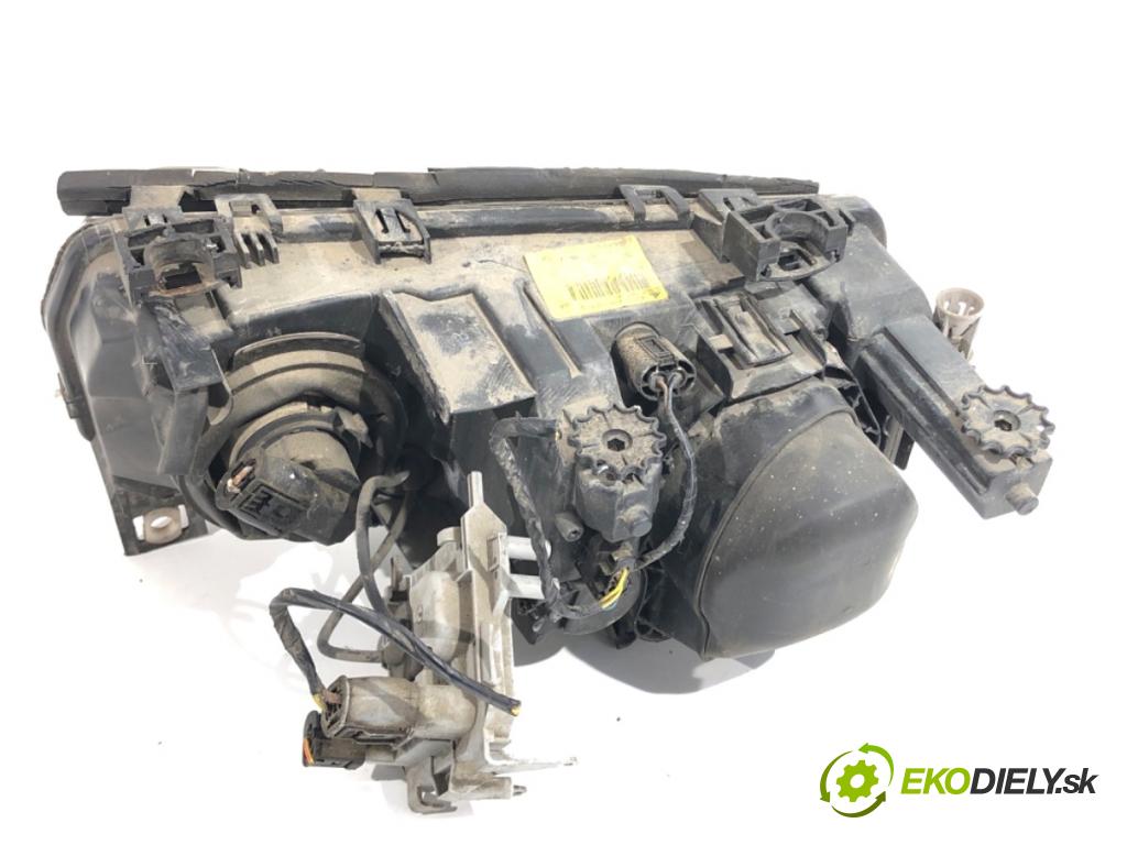 BMW E46 liftback 2004 85 kW 316 ti 1596 světlomet pravý přední část XENON