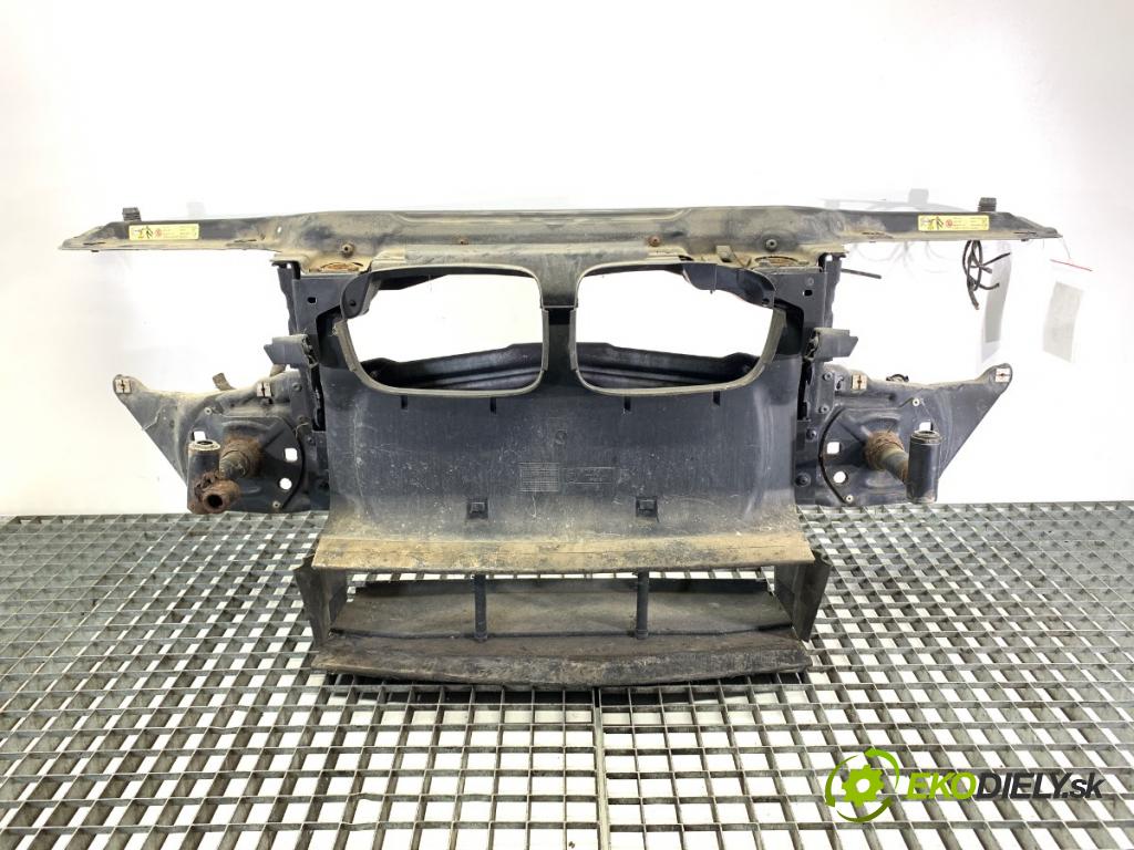 BMW E46 liftback 2004 85 kW 316 ti 1596 držák přední část 8268377 (Přední výztuha)