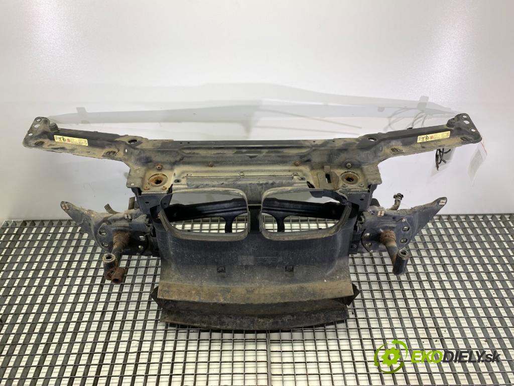 BMW E46 liftback 2004 85 kW 316 ti 1596 držák přední část 8268377 (Přední výztuha)