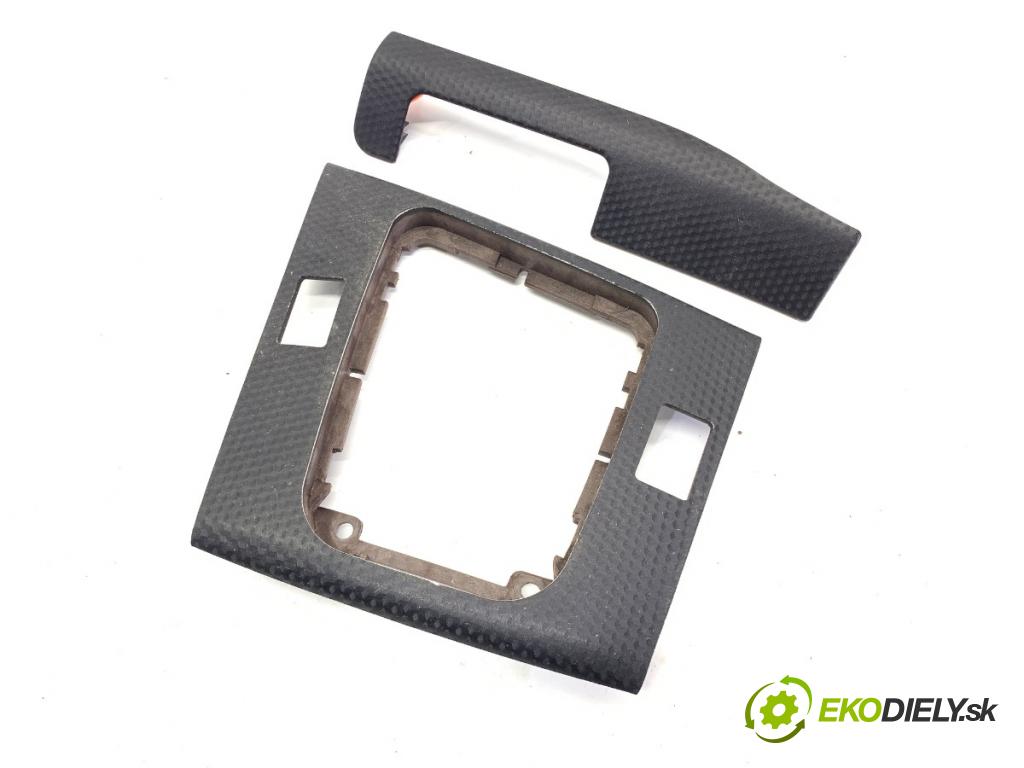 BMW E46 liftback 2004 85 kW 316 ti 1596 lišty kryt  (Lišta)