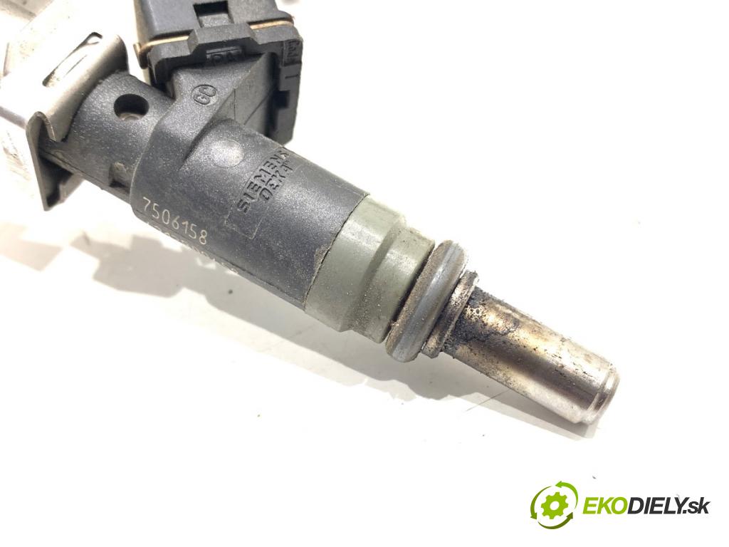 BMW E46 liftback 2004 85 kW 316 ti 1596 Lišta vstrekovacia 7506158 (Vstrekovacia lišta)