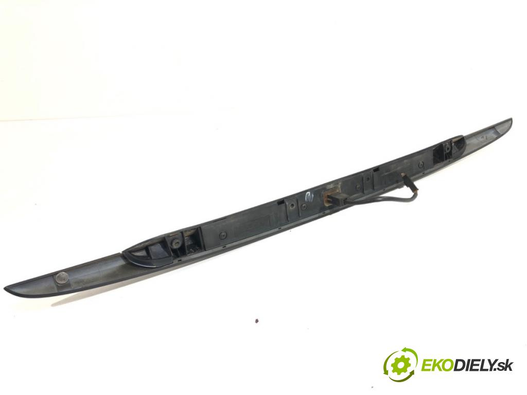 BMW E46 liftback 2004 85 kW 316 ti 1596 lišta dveří zadní část 7117619