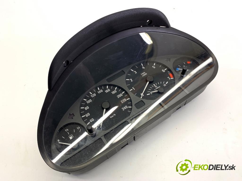 BMW E46 liftback 2004 85 kW 316 ti 1596 Prístrojovka 6940868 (Prístrojová doska)