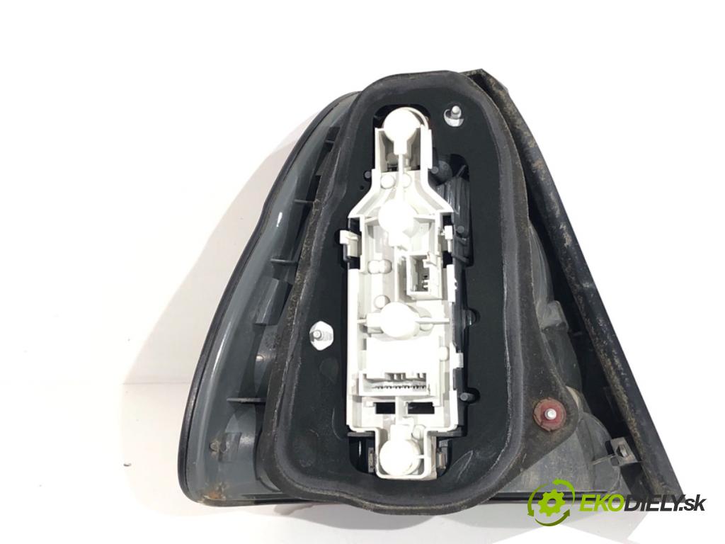 BMW E46 liftback 2004 85 kW 316 ti 1596 světlo pravý zadní část 6927764
