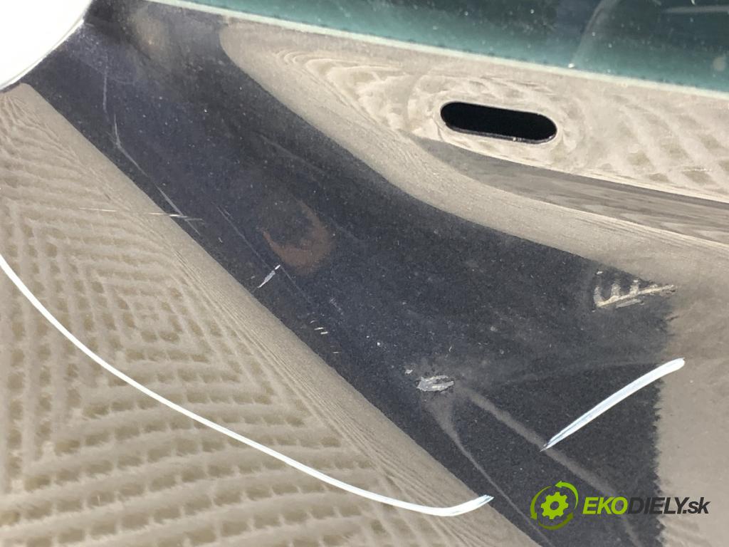 VOLVO V60 I Kombi 2014 133 kW D4 1969 kapota zad