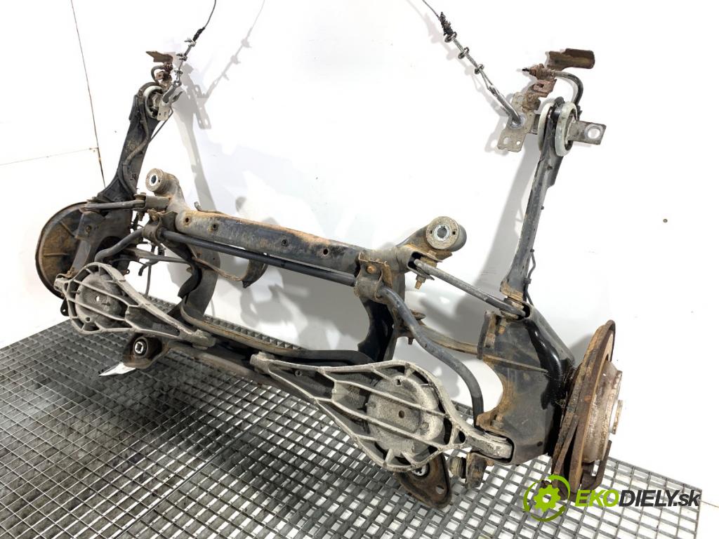 VOLVO V60 I Kombi 2014 133 kW D4 1969 Výstuha zad