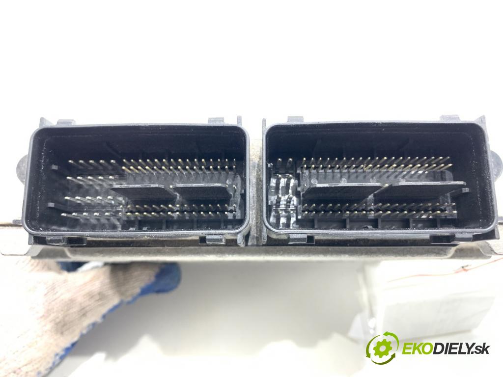 VOLVO V60 I Kombi 2014 133 kW D4 1969 riadiaca jednotka Motor 31312486 (Riadiaca jednotka)