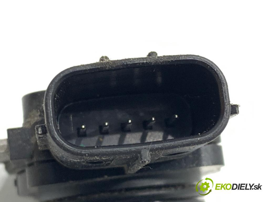 VOLVO V60 I Kombi 2014 133 kW D4 1969 Váha vzduchu 31342521 (Váha vzduchu)