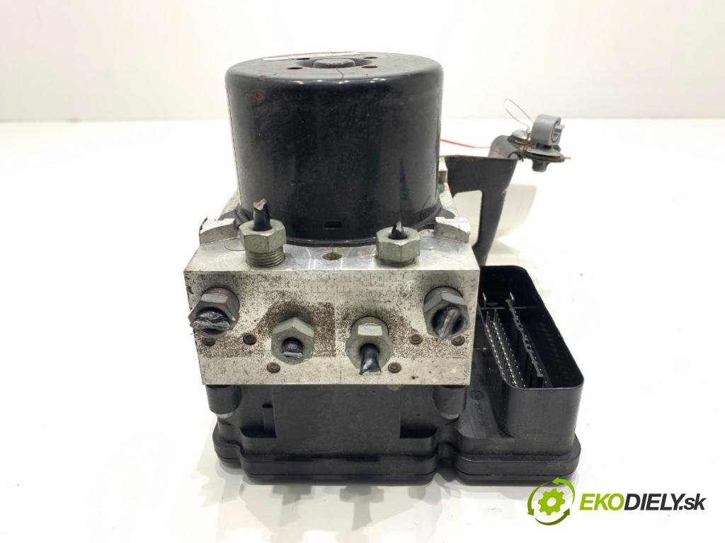 VOLVO V60 I Kombi 2014 133 kW D4 1969 Pumpa ABS  (Pumpa ABS)