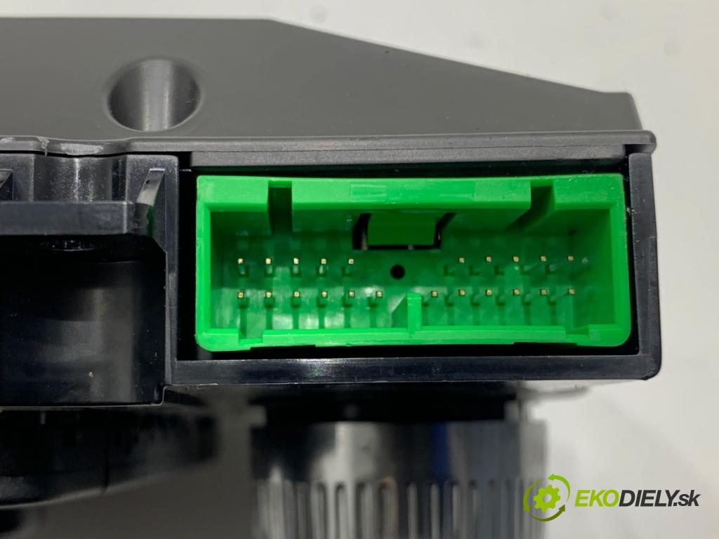 VOLVO V60 I Kombi 2014 133 kW D4 1969 Panel ovládania kúrenia 31398587 (Prepínacie páčky pod volantom)