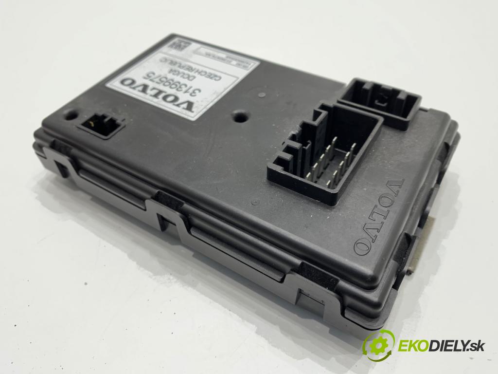 VOLVO V60 I Kombi 2014 133 kW D4 1969 modul tažného oka 31399575 (Řídící jednotka ostatní)