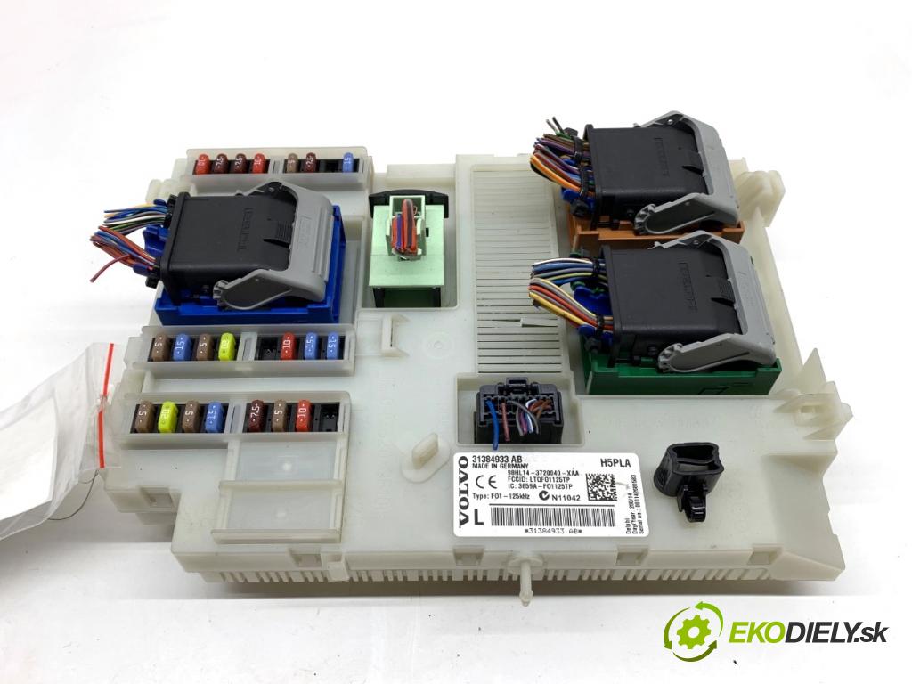 VOLVO V60 I Kombi 2014 133 kW D4 1969 modul BSI 31384933 (Pojistková skříňka)