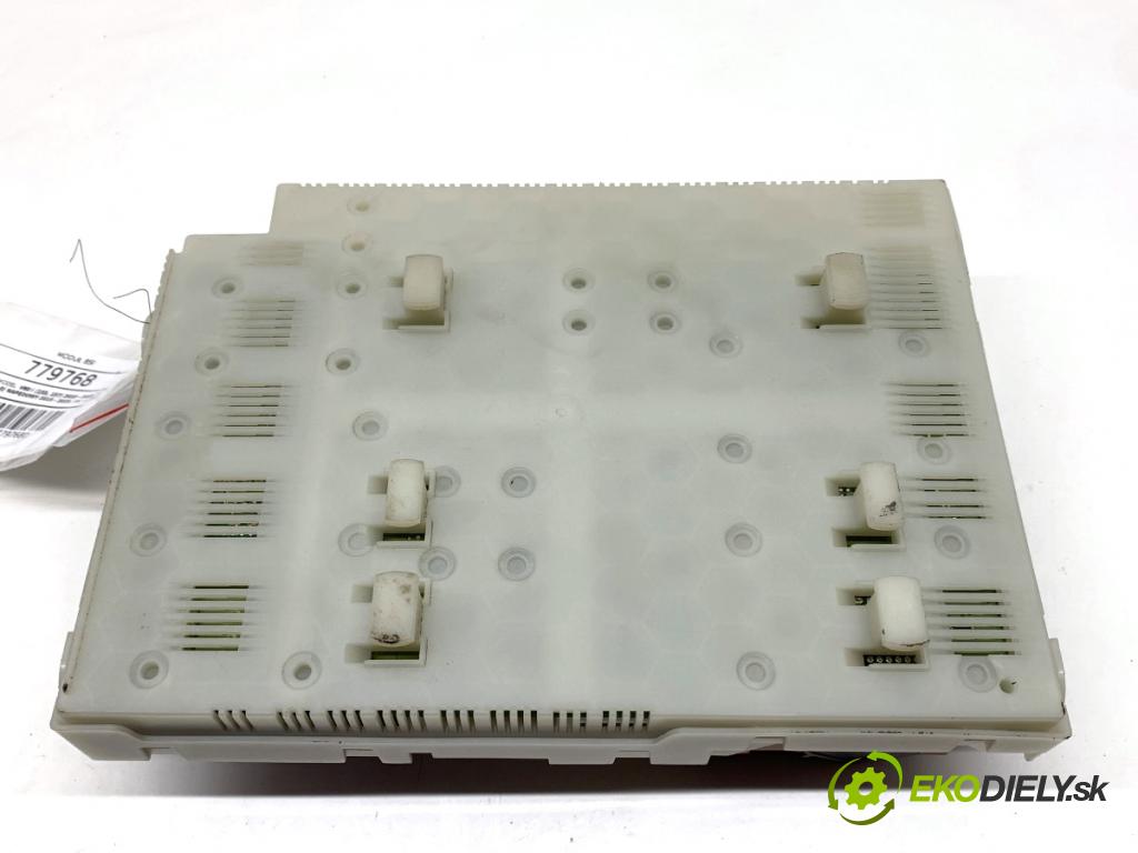 VOLVO V60 I Kombi 2014 133 kW D4 1969 modul BSI 31384933 (Pojistková skříňka)