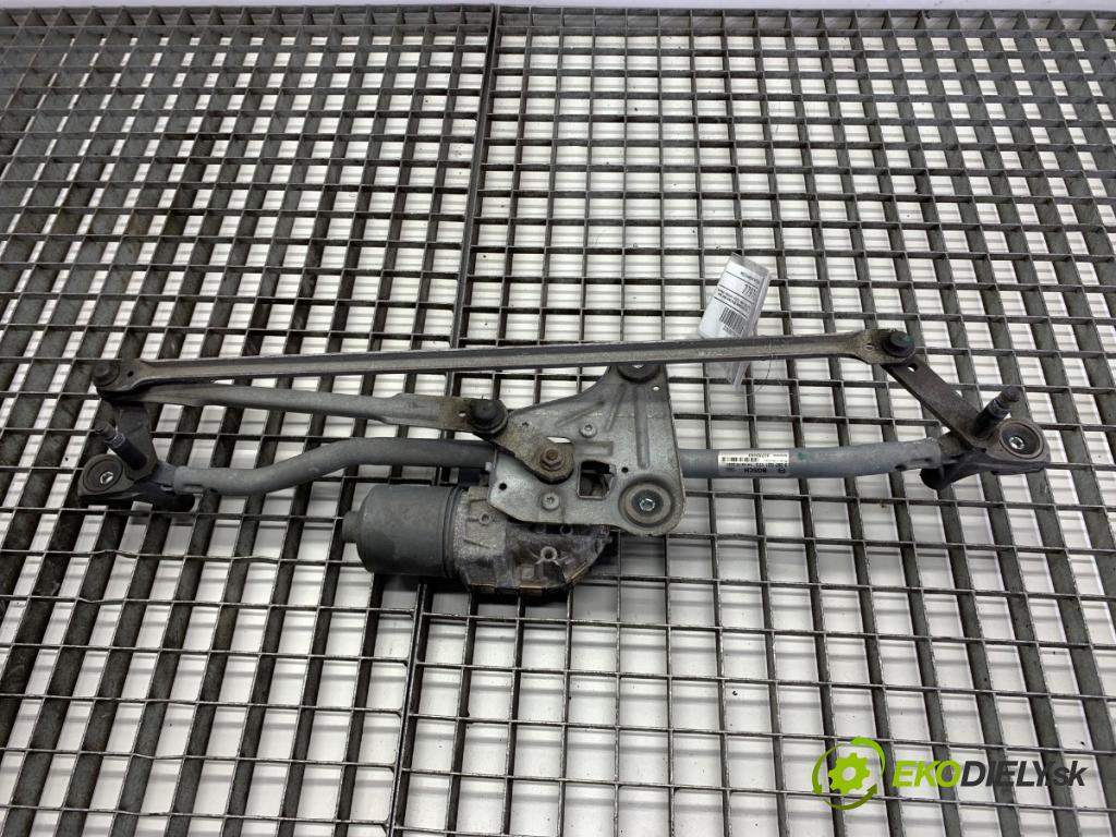 VOLVO V60 I Kombi 2014 133 kW D4 1969 Mechanizmus stieračov predný 30753493 (Motorček stieračov predný)