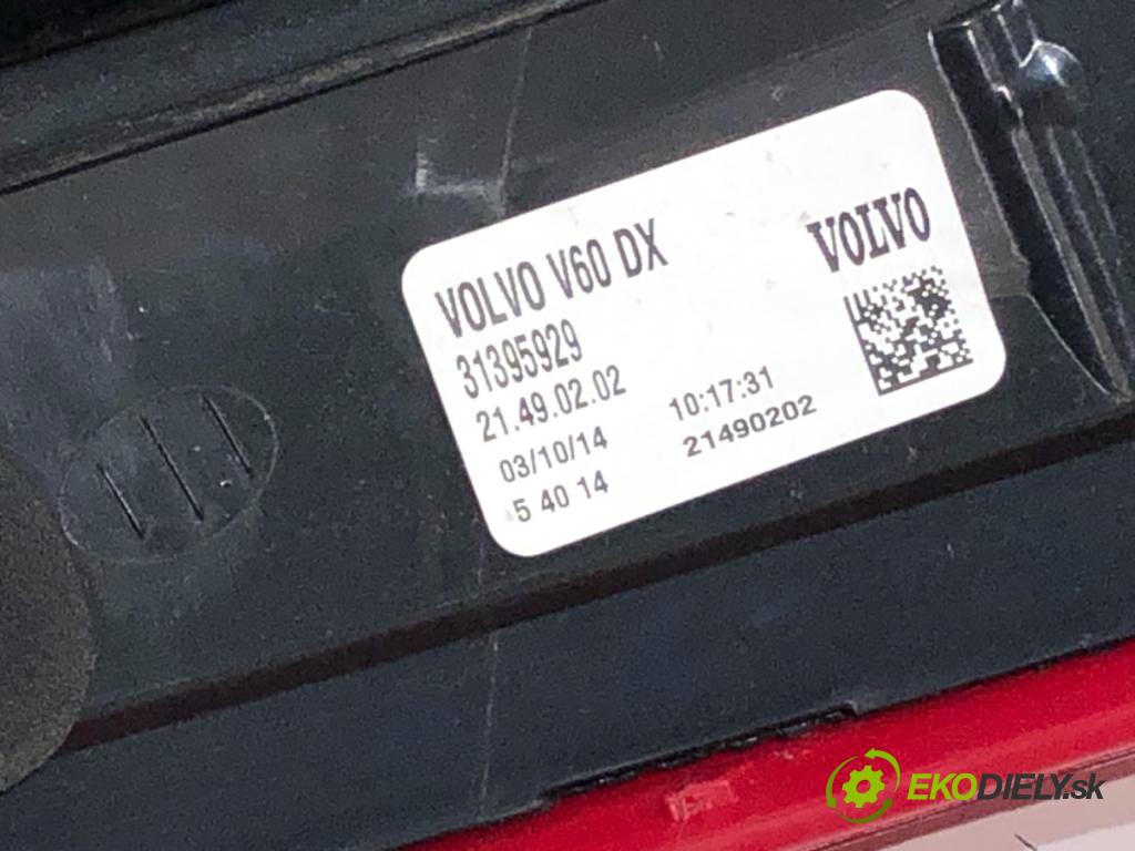 VOLVO V60 I Kombi 2014 133 kW D4 1969 světlo pravý zadní část 31395929
