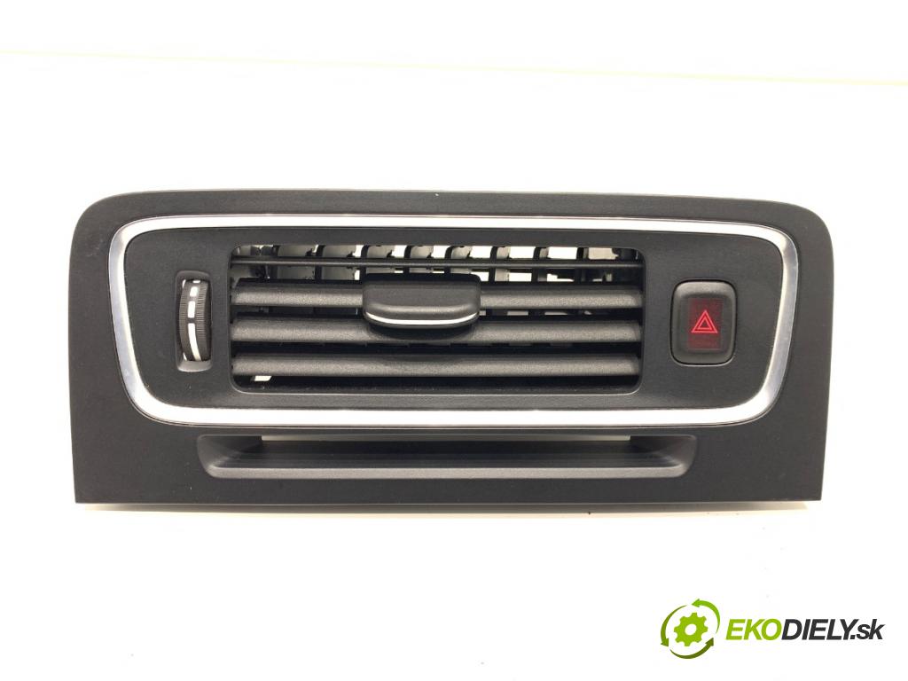 VOLVO V60 I Kombi 2014 133 kW D4 1969 mří topení přední část střední 