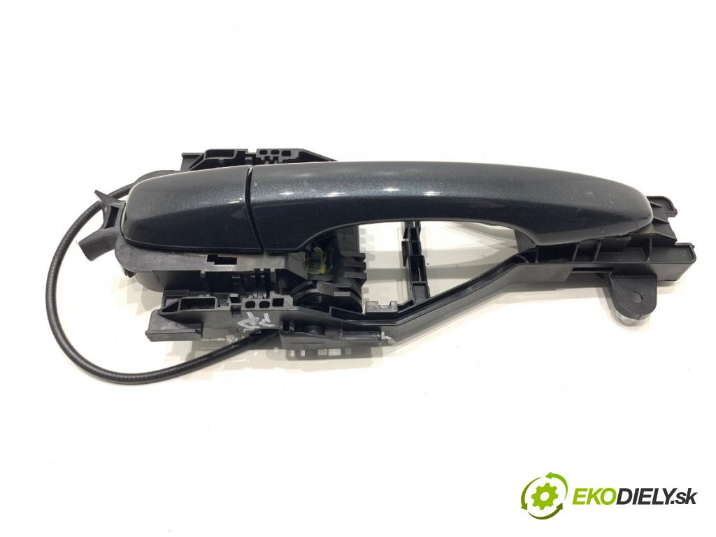 VOLVO V60 I Kombi 2014 133 kW D4 1969 klika vnejší pravý přední část 31440086