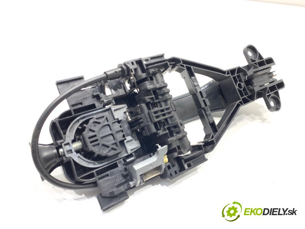 VOLVO V60 I Kombi 2014 133 kW D4 1969 Kľučka vonkajšia pravy zad