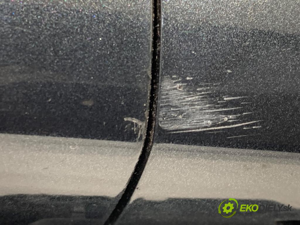 VOLVO V60 I Kombi 2014 133 kW D4 1969 klika vnejší levý přední část