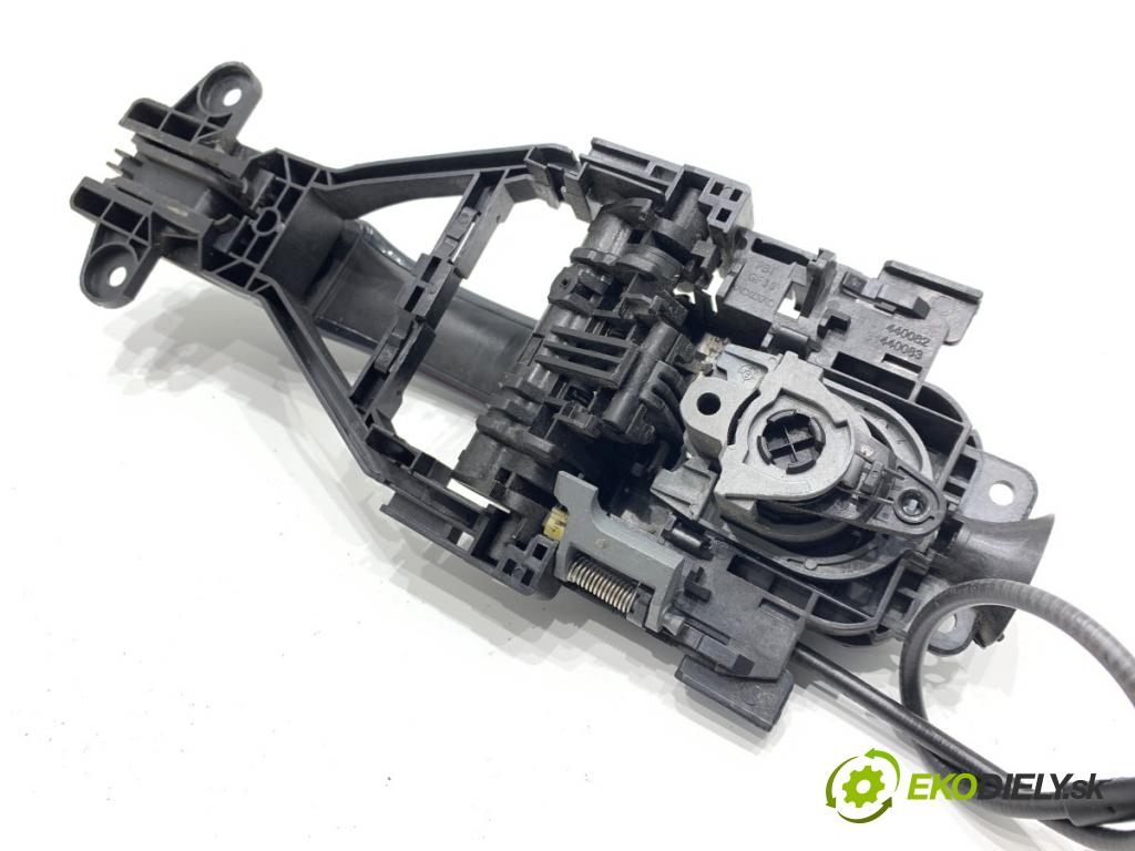 VOLVO V60 I Kombi 2014 133 kW D4 1969 klika vnejší levý přední část