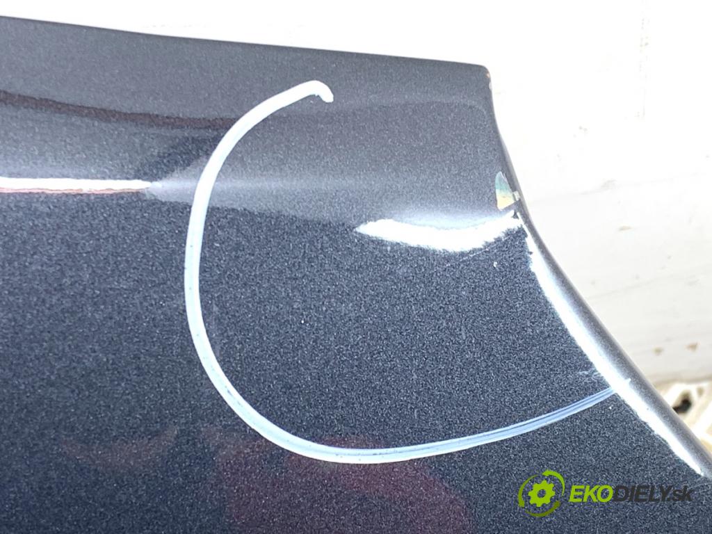 VOLVO V60 I Kombi 2014 133 kW D4 1969 Blatník pravy predný
