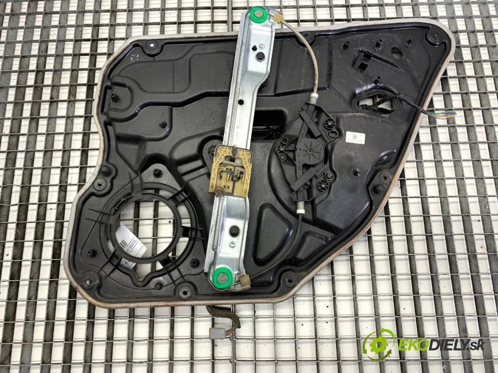 VOLVO V60 I Kombi 2014 133 kW D4 1969 mechanismus okna levý zadní část 966264-102