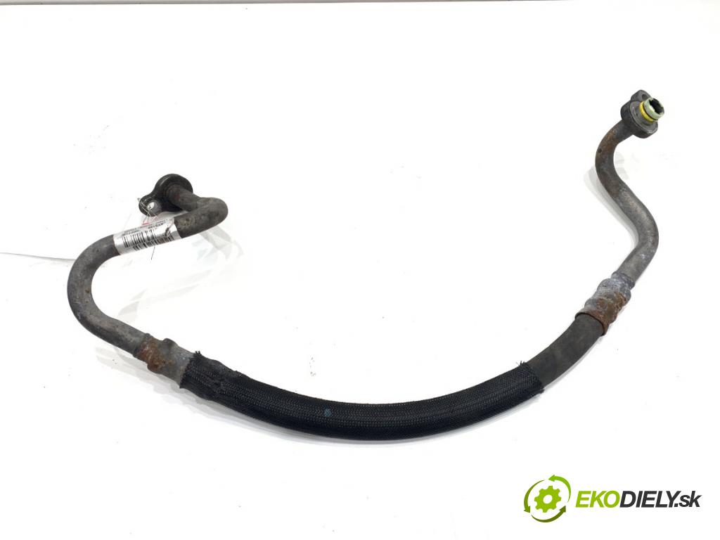 VOLVO V60 I Kombi 2014 133 kW D4 1969 rúrka klimatizácie 31332530 (Rúrka klimatizácie)