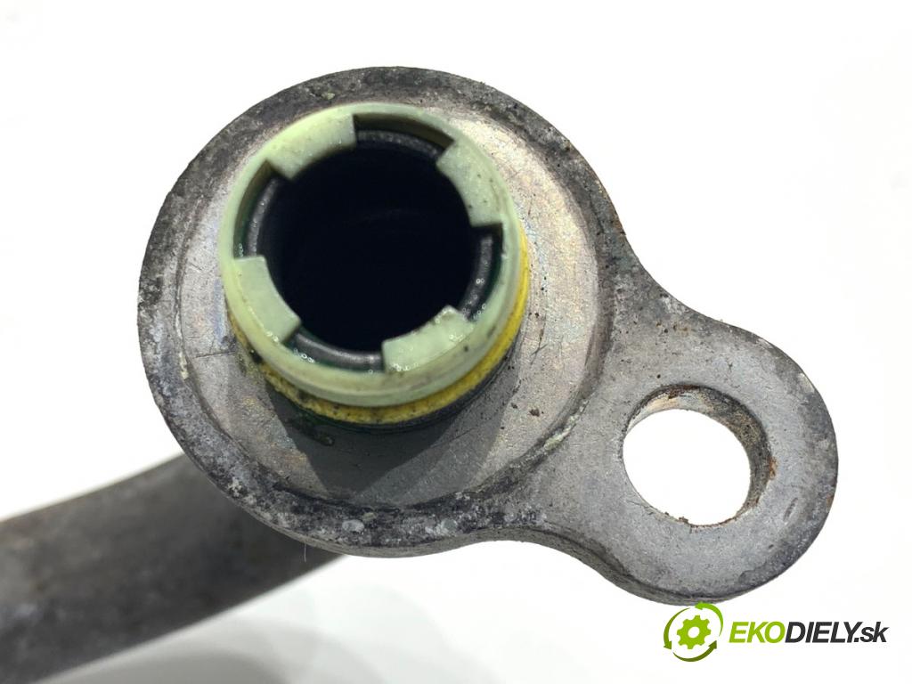 VOLVO V60 I Kombi 2014 133 kW D4 1969 rúrka klimatizácie 31332530 (Rúrka klimatizácie)