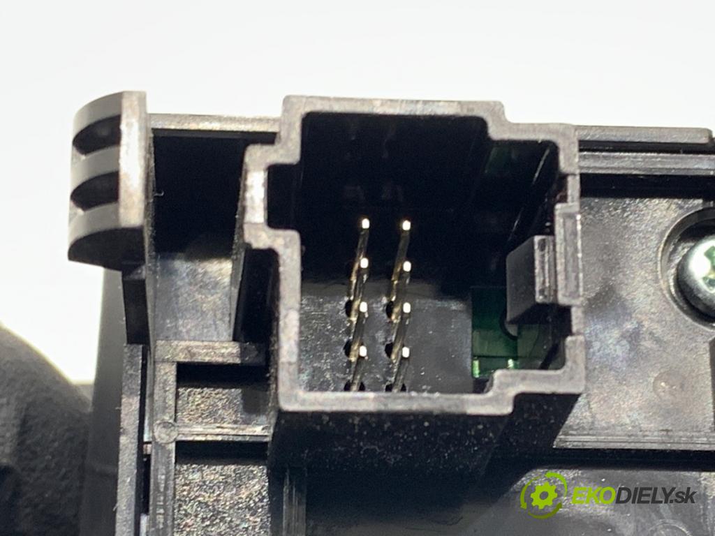 VOLVO V60 I Kombi 2014 133 kW D4 1969 BRZDA: ručný elektrický 31343242 (Ručná brzda)