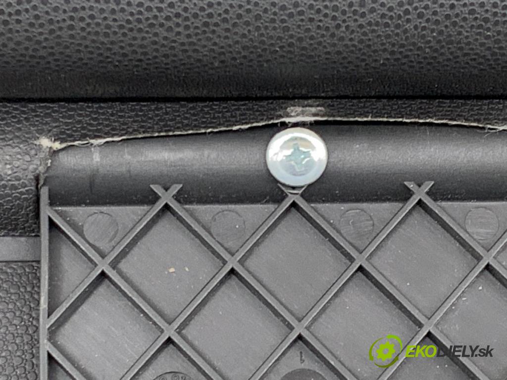 OPEL ASTRA H Kombi 2006 66 kW 1.4 (L35) 1364 Roleta kufra